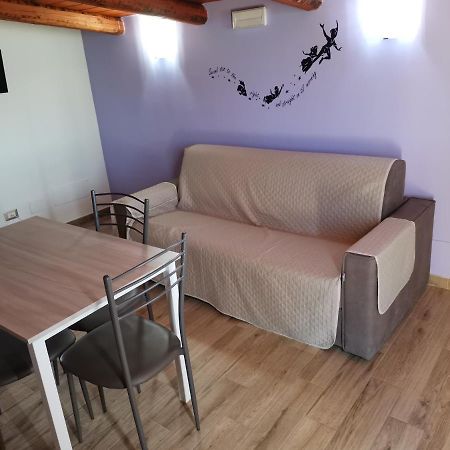 Villa Sole - Finaiti - Appartamento Per Turisti Floridia Exterior foto
