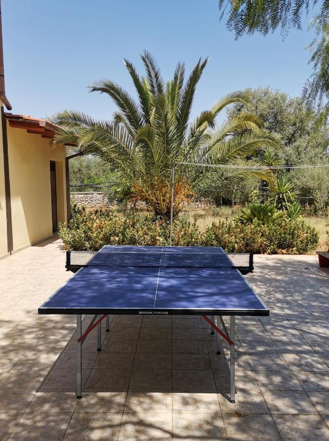 Villa Sole - Finaiti - Appartamento Per Turisti Floridia Exterior foto