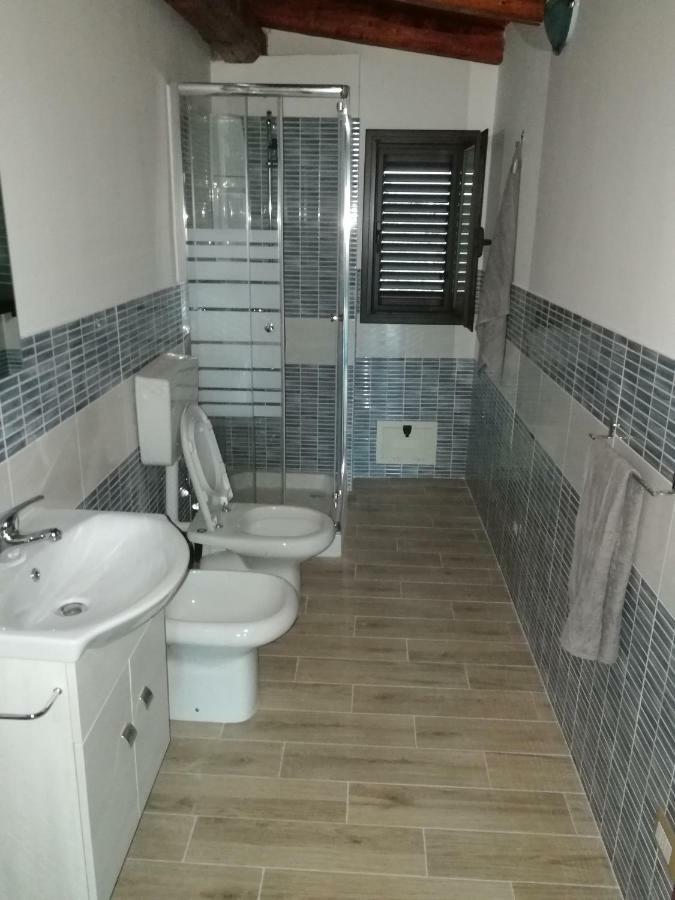 Villa Sole - Finaiti - Appartamento Per Turisti Floridia Exterior foto